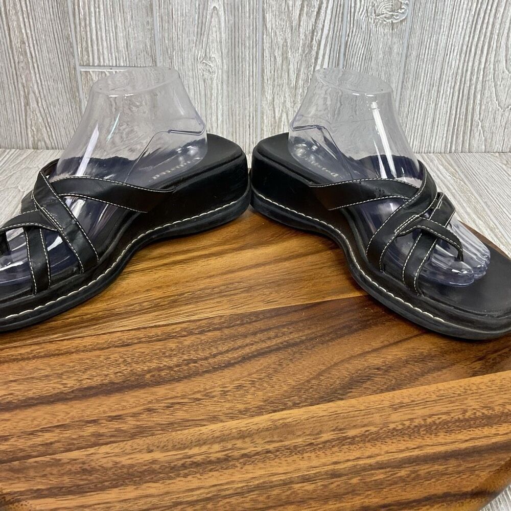 Unlisted Women's Size 11 Crosswinds Black Leather Wedge Slip on Sandals - Picture 6 of 10